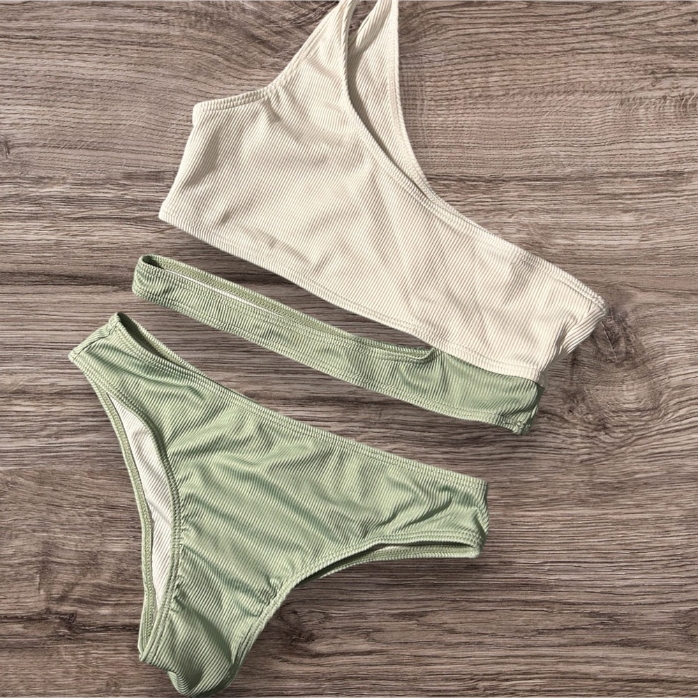 Girls bikini